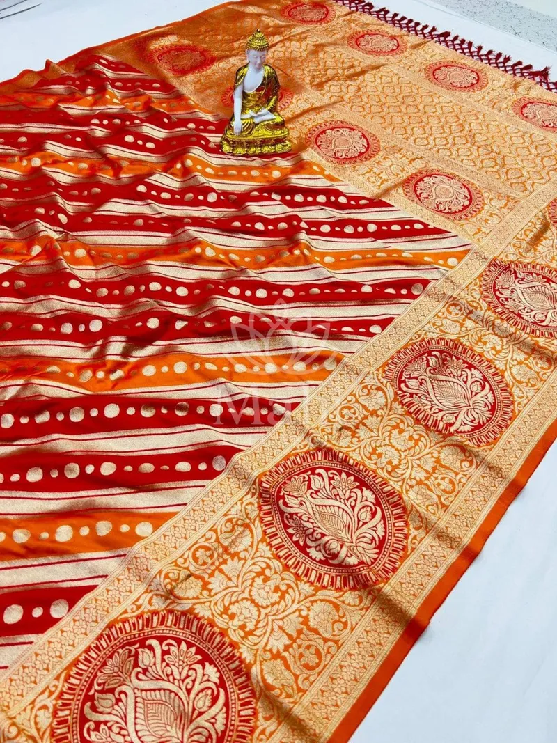 Red and Orange Kanchipuram Silk Saree, Zari Weave — Kanchipuram