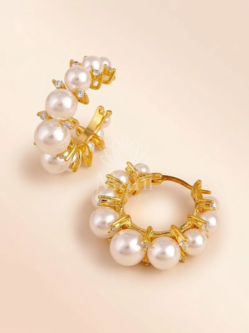 Pearl Cluster Hoop Earrings — Copper Alloy Earring