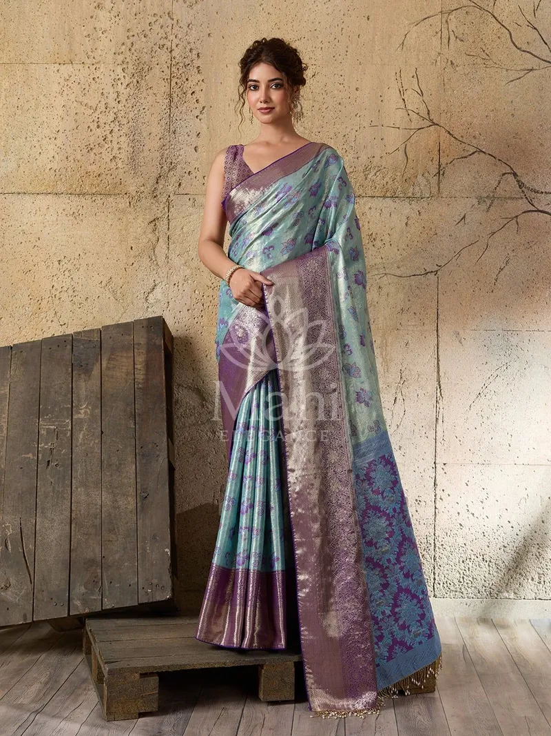 Sky Blue Kanchipuram Silk Saree, Big Border Zari Weave — Kanchipuram
