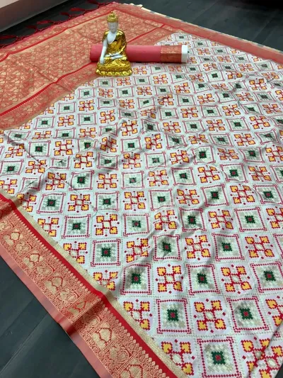Red Patola Silk Saree, Zari Weave — Patola