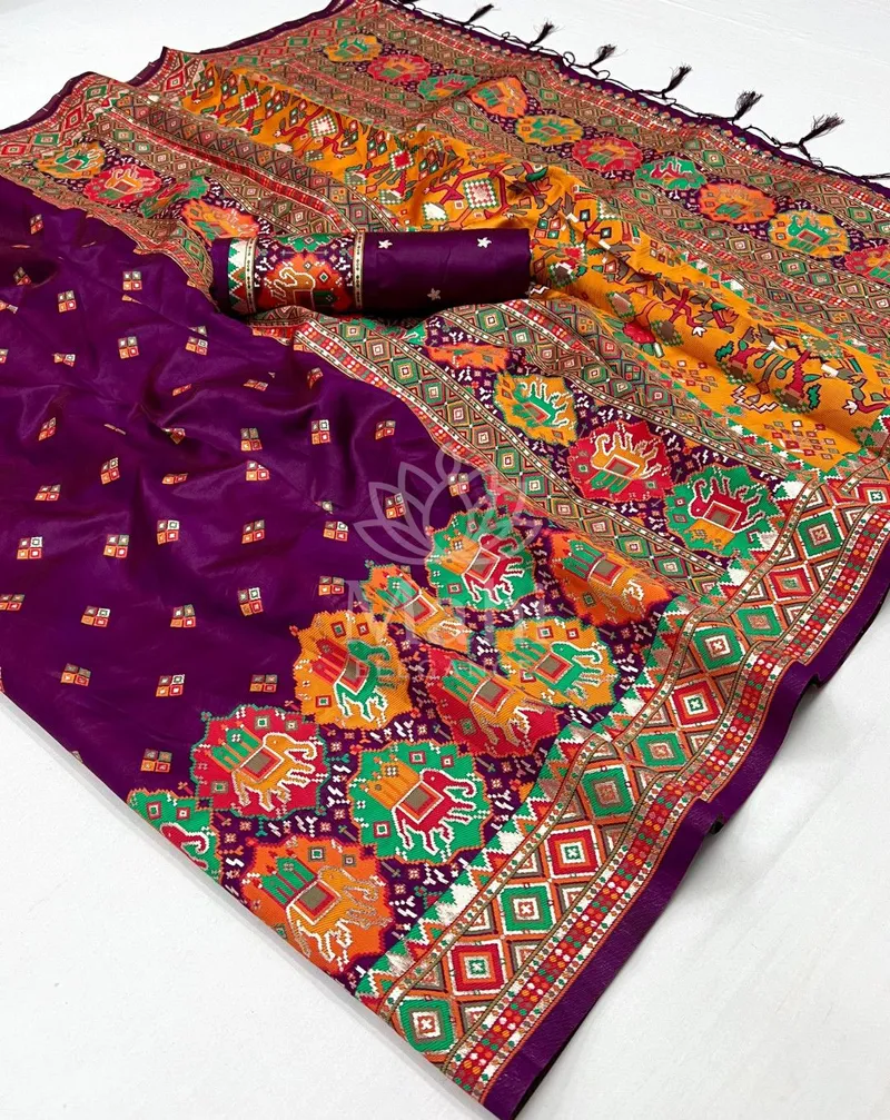 Tara Magenta Pashmina Silk Saree, Woven Design — Pashmina