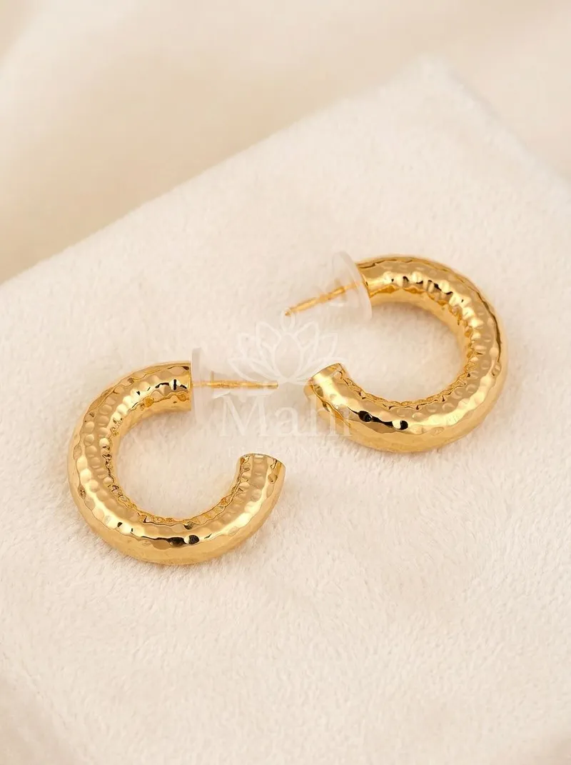 Hammered C-Shape Hoop Studs — Copper Alloy Earring