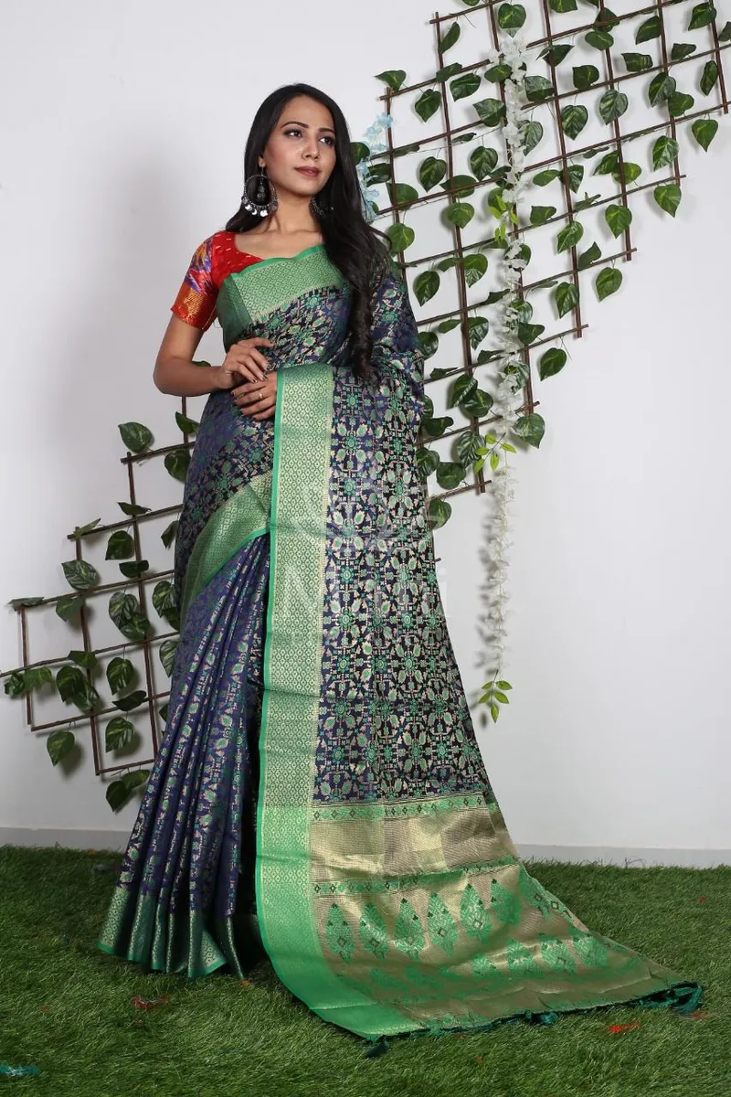 Mahi Navy Blue Patola Silk Saree, Zari Weave — Patola