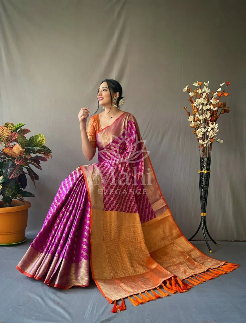 Purple Kanchipuram Silk Saree, Golden Zari Weave — Kanchipuram