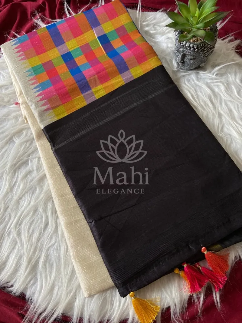 Black Tussar Silk Saree, Checks Weave with Tassels — Tussar