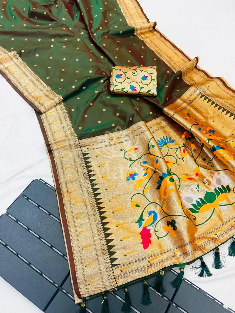 Mohini Dark Green Paithani Silk Saree, Zari Weave — Paithani