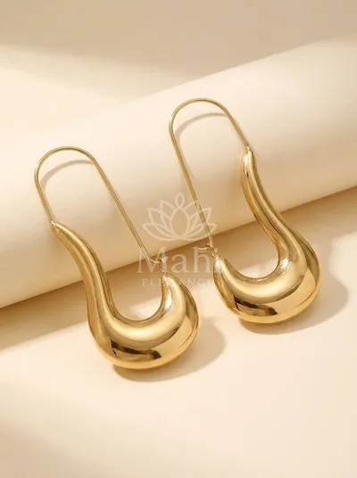 Sculpted Teardrop Danglers — Earring